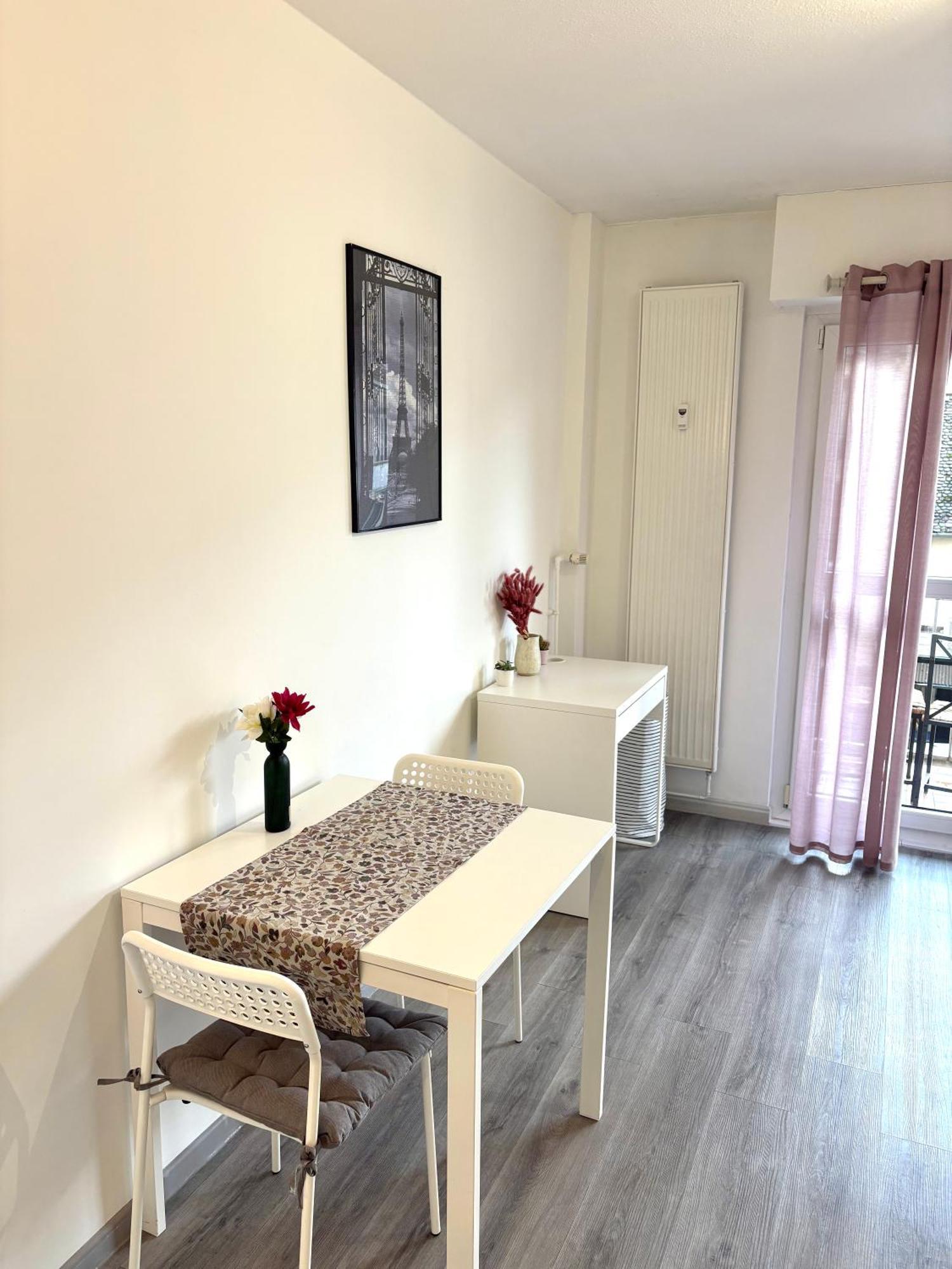 Joli Studio Dans L'Ancien Quartier De Cronenbourg Straatsburg Buitenkant foto